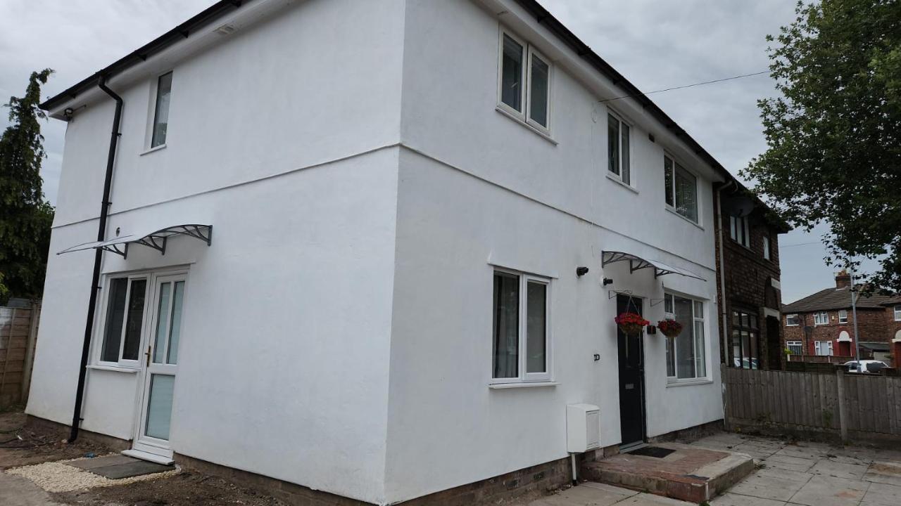 White House Ensuite Double Bedroom Warrington  Exterior foto
