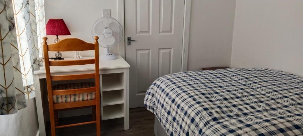 White House Ensuite Double Bedroom Warrington  Exterior foto